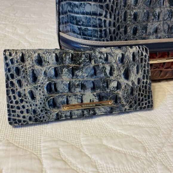 Brahmin gray, tan and black alligator purse NEW, never used - Picture 3 of 9